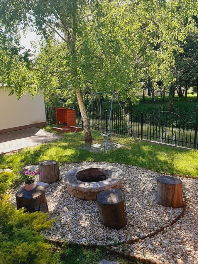Aqua Apartman Gyula Zewnętrze zdjęcie