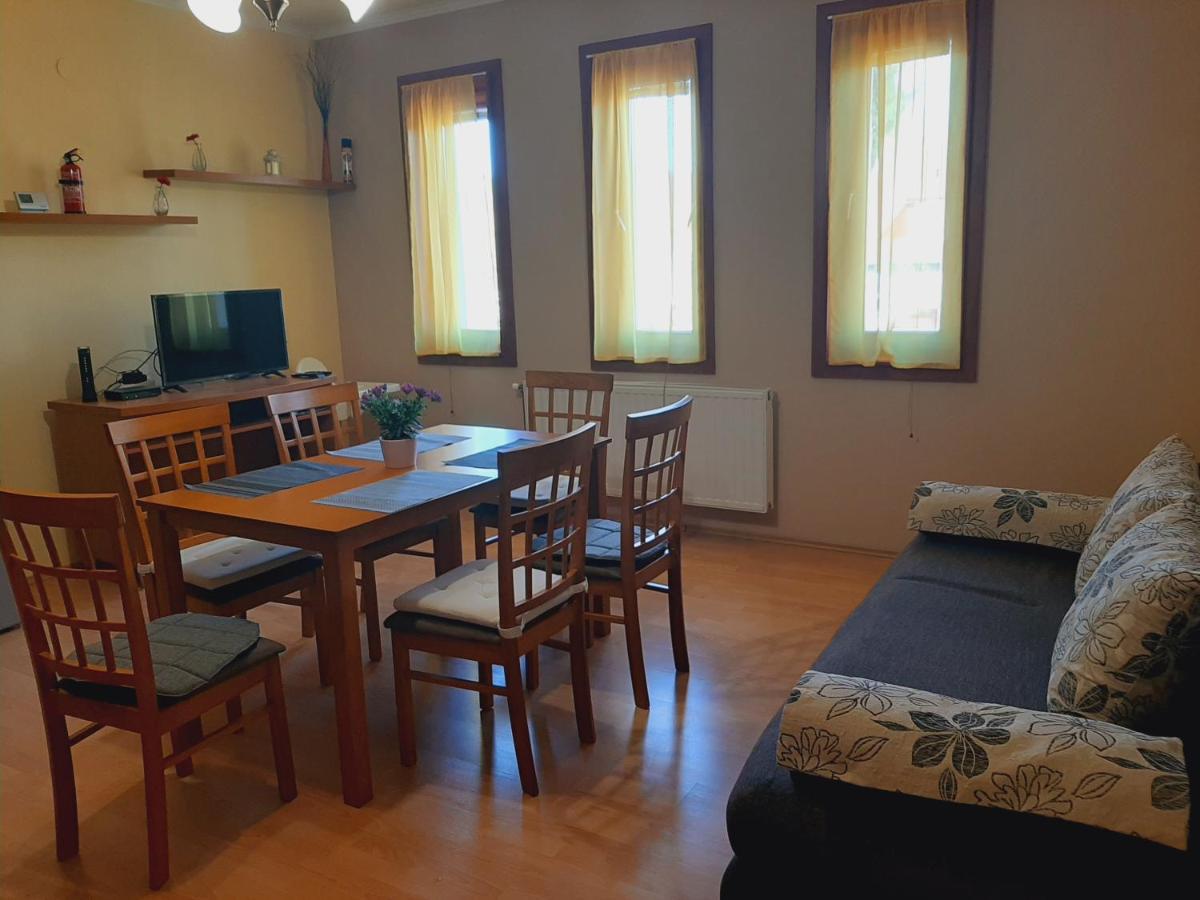 Aqua Apartman Gyula Zewnętrze zdjęcie