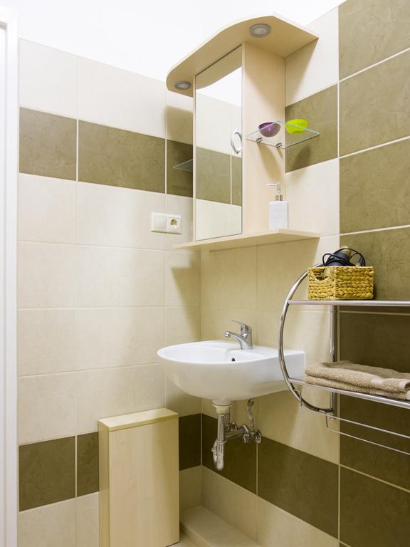 Aqua Apartman Gyula Pokój zdjęcie